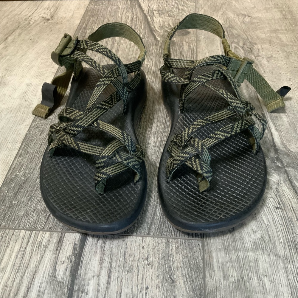 Chaco Green and Black Sandals